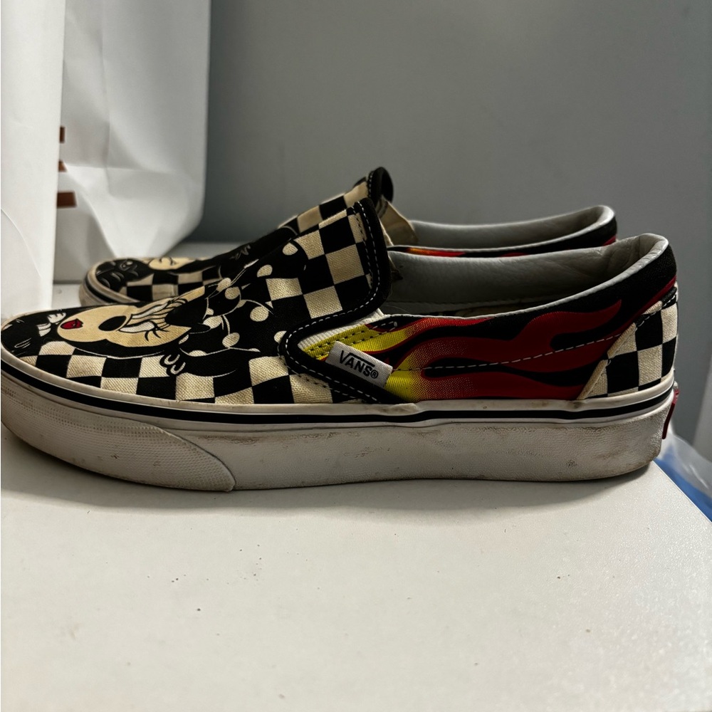 Vans x Disney slides - Picture 3 of 6